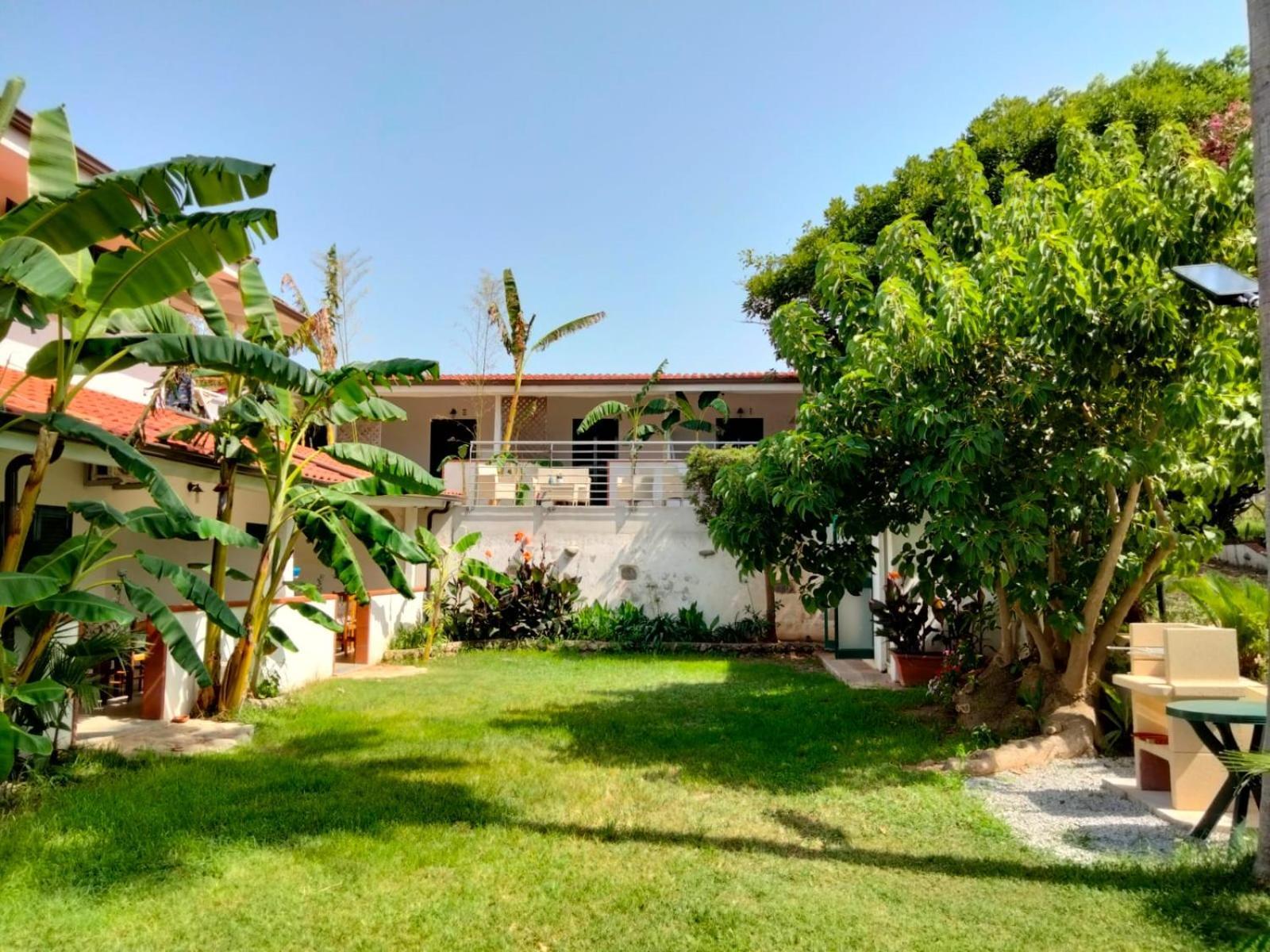 Residence Araba Fenice Тропеа Екстер'єр фото
